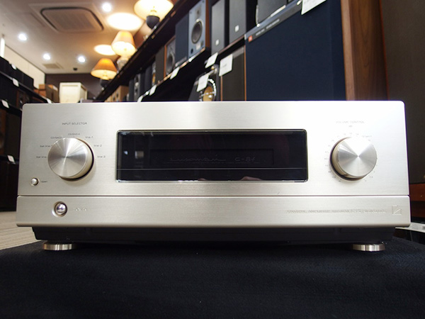 LUXMAN コントロールアンプ C-8f
